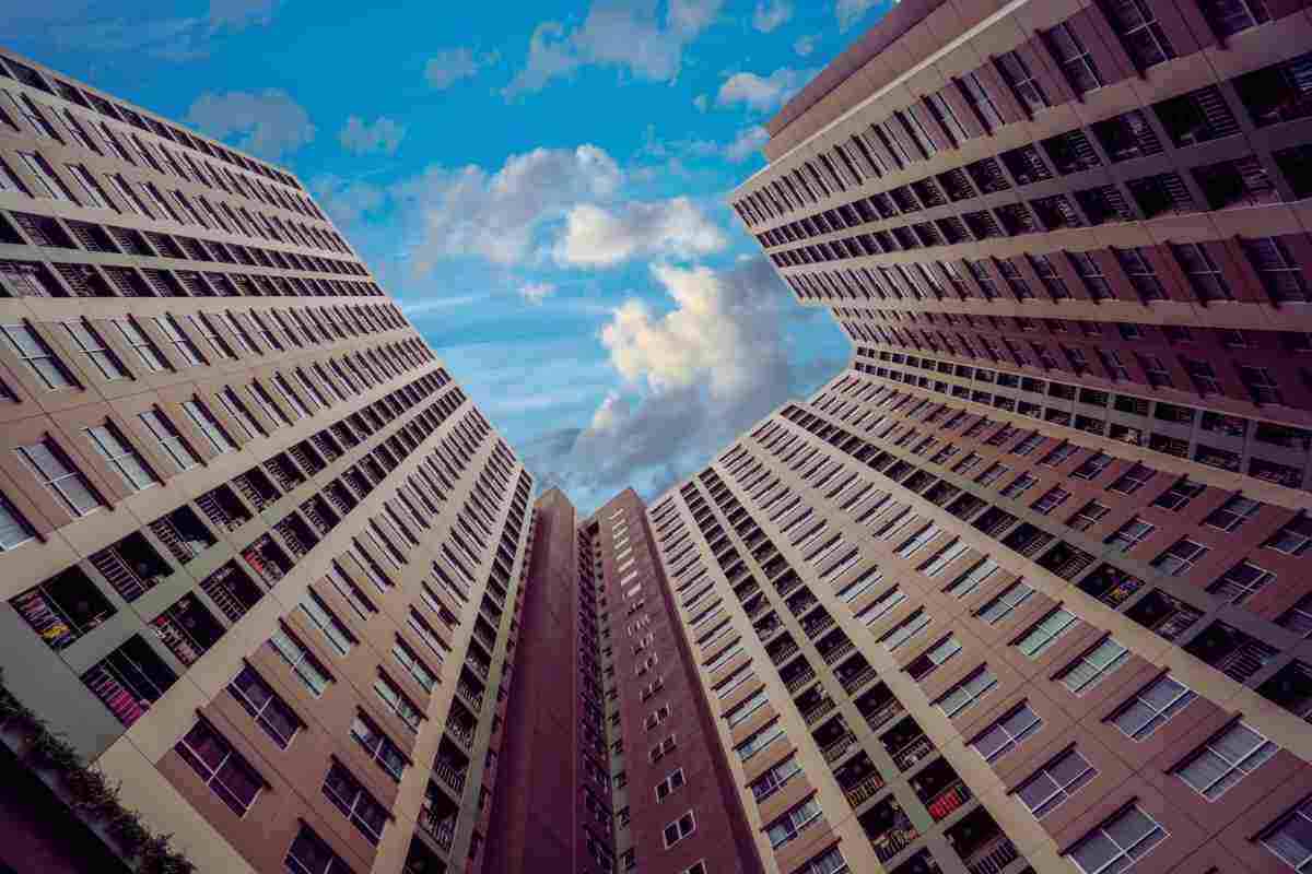Il regolamento condominiale vieta lavori in casa, ma è legale? Come difendersi e far valere i propri diritti 2 Il regolamento condominiali vieta lavori in casa, come difendersi