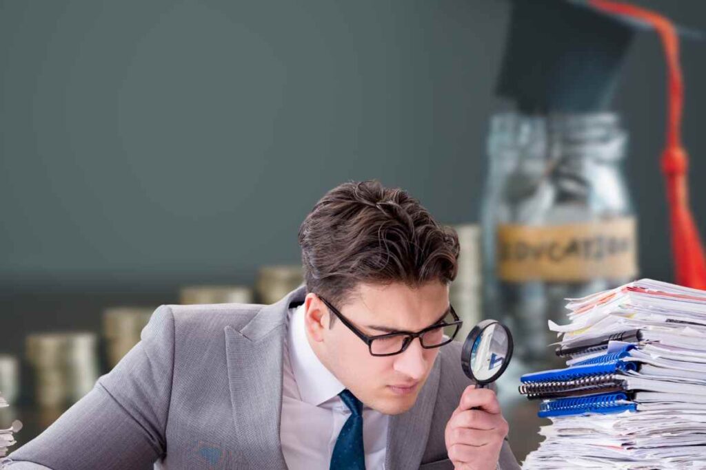 Attenzione! Controlli a tappeto sulle borse di studio: Ecco cosa rischi 1 controlli borse di studio