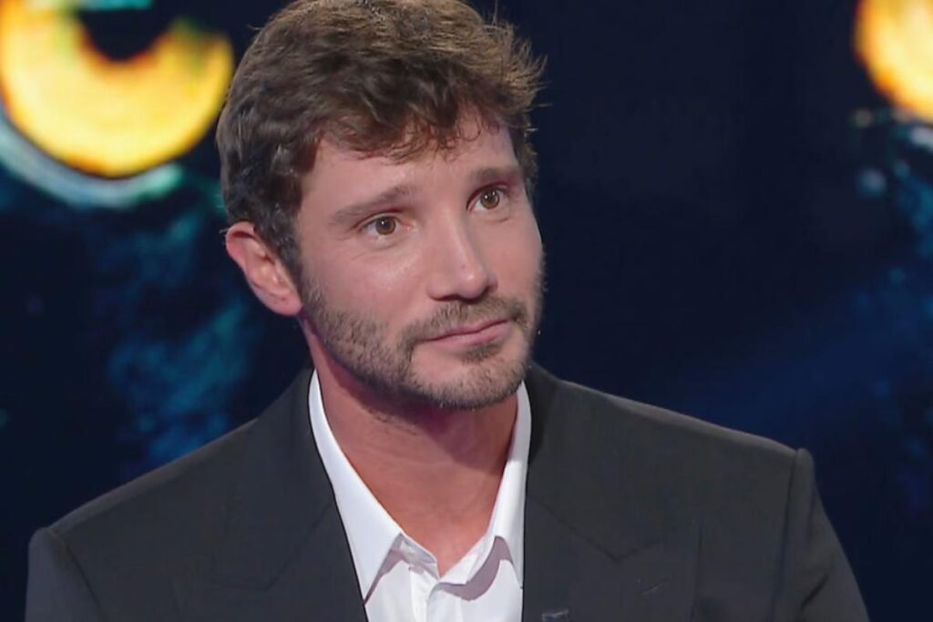 Affari Tuoi, cambia tutto in pochi mesi: ora De Martino rischia?