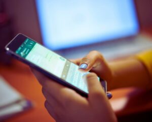 Allarme WhatsApp, il messaggio shock che ti blocca il profilo: “Il tuo account sarà sospeso”, ecco come riconoscerlo 1 Allarme WhatsApp, il messaggio shock che ti blocca il profilo