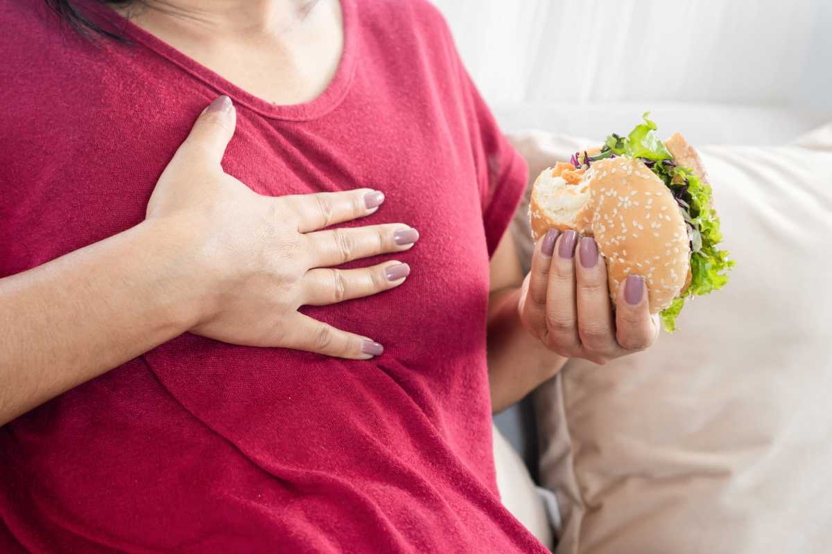 bruciore di stomaco cause